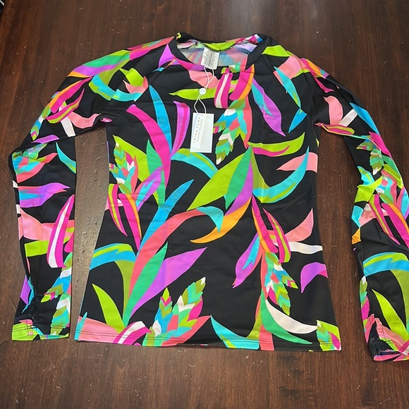 Trina Turk Birds of Paradise Swim Tee Rashguard - Picture 6 of 12